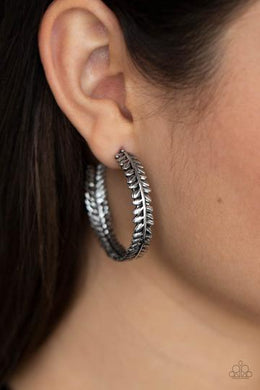 Earrings LAUREL GARDENS - SILVER LEAF HOOP E2302