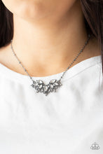 Load image into Gallery viewer, Necklaces Deluxe Diadem - Black