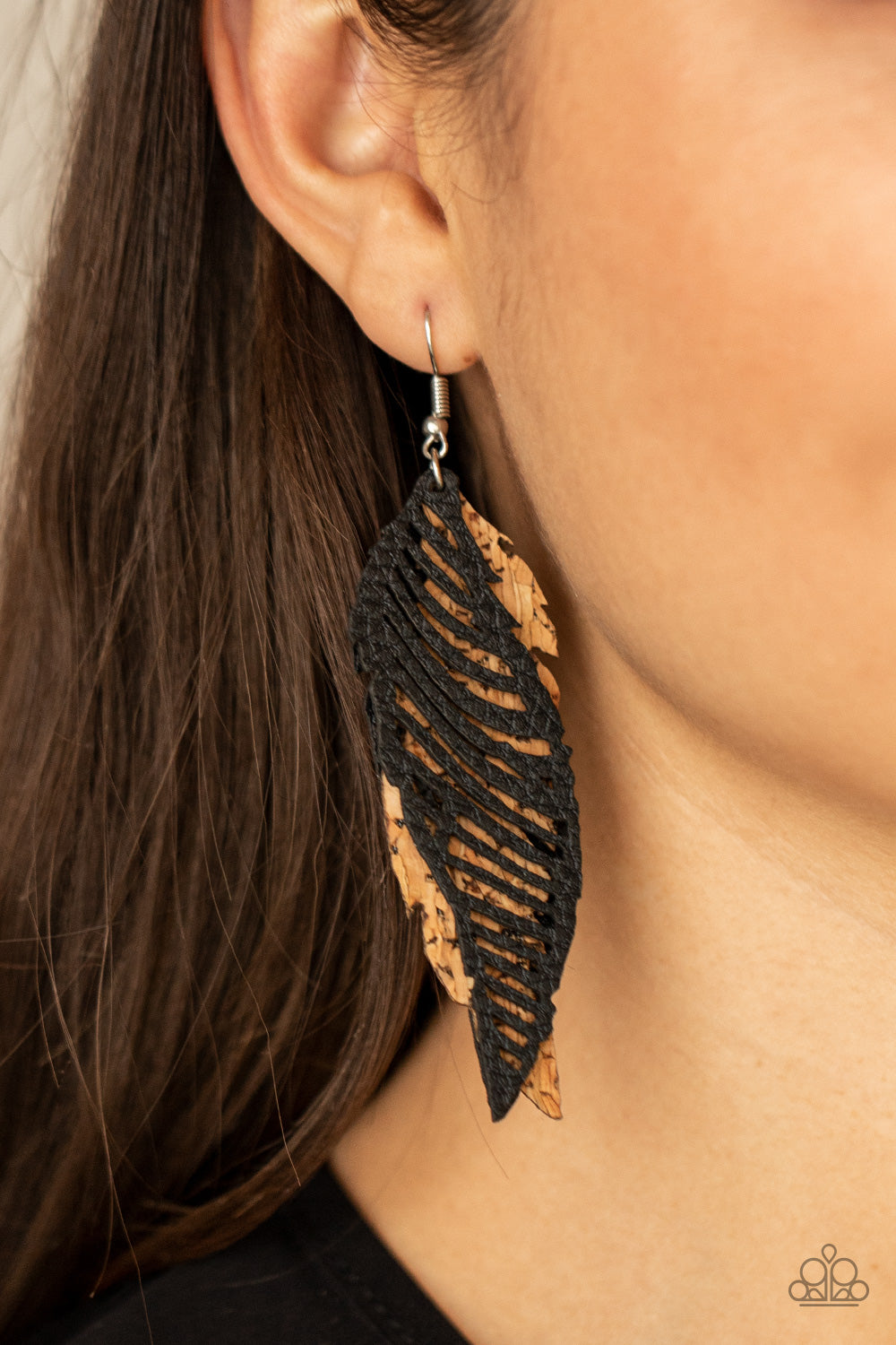 Earrings WINGING Off The Hook - Black E2087