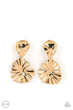 Load image into Gallery viewer, Earrings Empress Of The Amazon - Gold Clip ON E2
