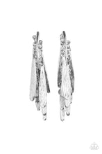 Load image into Gallery viewer, Earrings Pursuing The Plumes - Silver E483