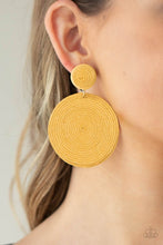 Load image into Gallery viewer, Earrings Circulate The Room - Yellow E2244