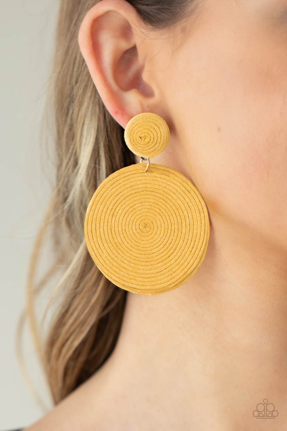 Earrings Circulate The Room - Yellow E2244