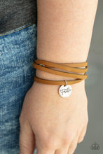 Load image into Gallery viewer, Bracelets Wonderfully Worded - Brown