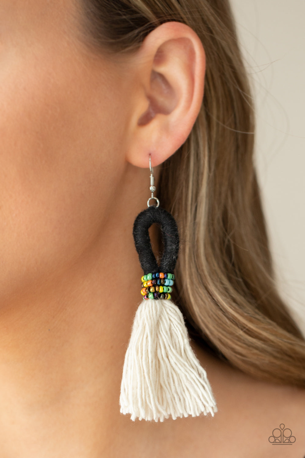 Earrings The Dustup - Black E2070