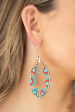 Load image into Gallery viewer, Earrings Off The Rim - Blue E105