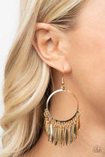 Load image into Gallery viewer, Earrings Radiant Chimes - Gold E390