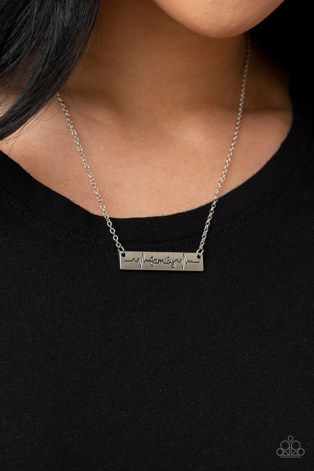 Necklaces Living The Mom Life - Silver MDAY