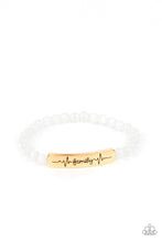 Load image into Gallery viewer, Bracelets Family is Forever - Gold B193