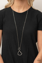 Load image into Gallery viewer, Necklaces Grandma Glow - White MDAY S137