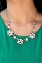 Load image into Gallery viewer, Necklace Royally Ever After N378
