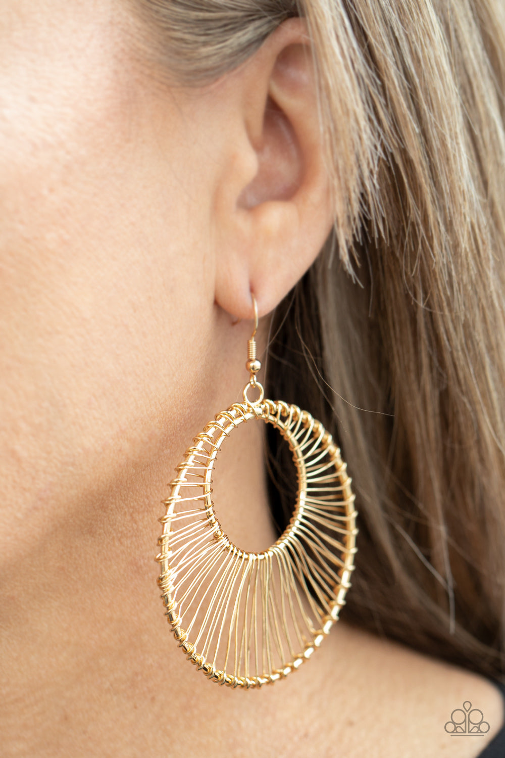 Earrings Artisan Applique - Gold E375