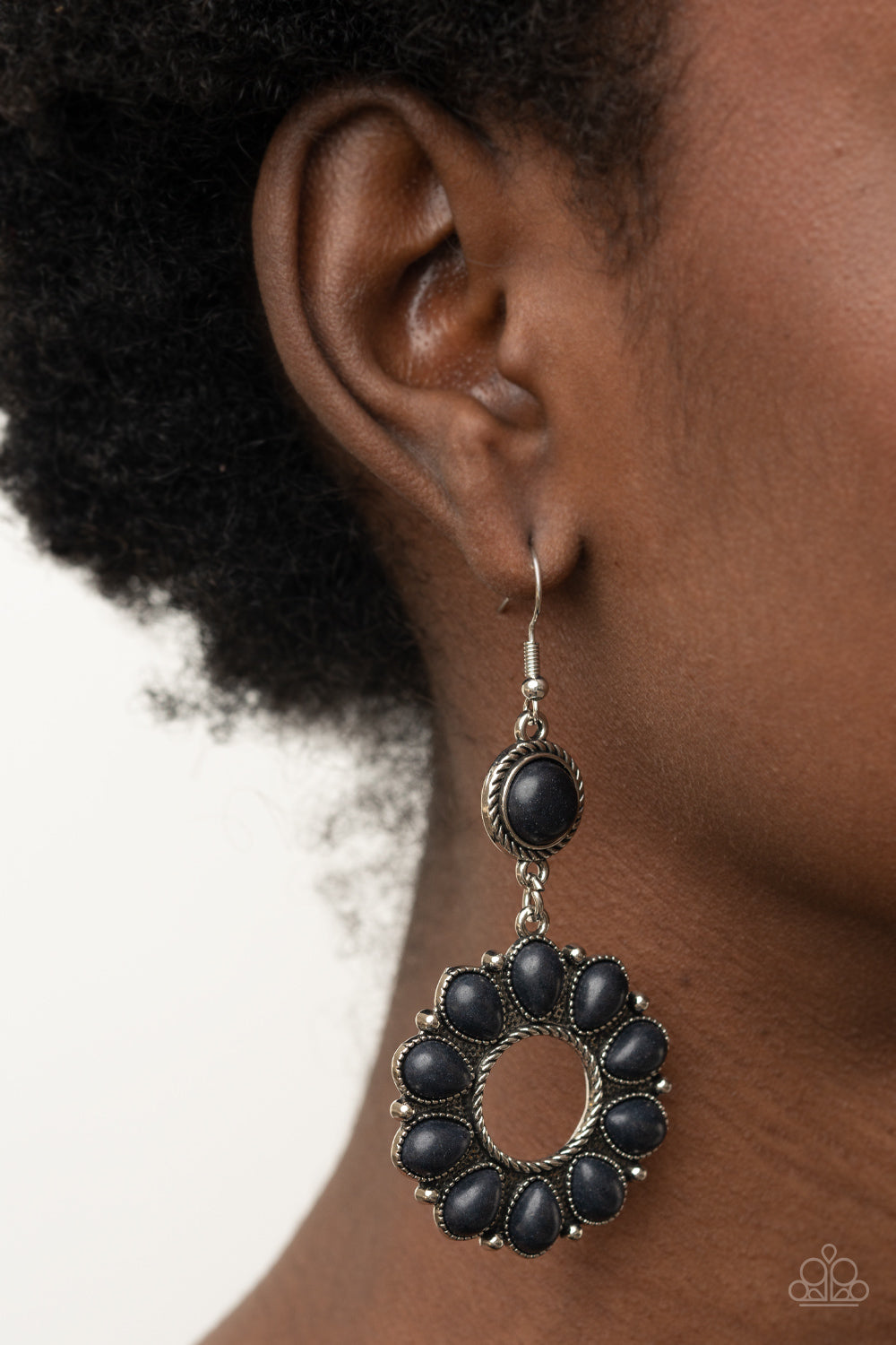 Earrings Back At The Ranch - Black E2406