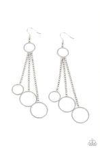 Load image into Gallery viewer, Earrings Demurely Dazzling - White E3