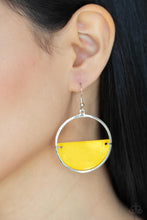 Load image into Gallery viewer, Earrings Seashore Vibes - Yellow E2241
