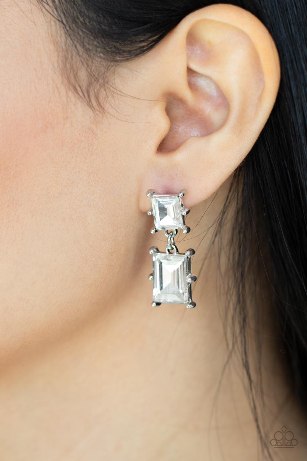 Earrings Cosmic Queen - White E437