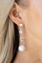 Load image into Gallery viewer, Earrings Yacht Scene - Gold E2240
