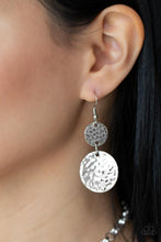 Load image into Gallery viewer, Necklace Grounded Glamour - Black