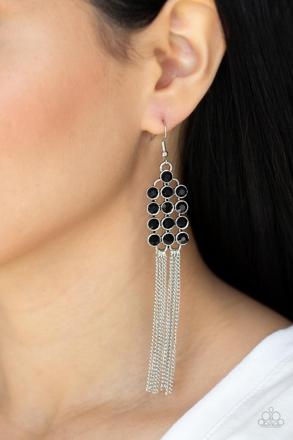 Earrings Tasteful Tassel - Black E2214