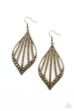 Load image into Gallery viewer, Earrings Showcase Sparkle - Brass E122