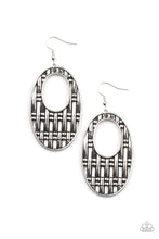Load image into Gallery viewer, Earrings Engraved Edge - Silver FINAL