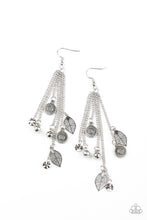 Load image into Gallery viewer, Earrings A Natural Charmer - Silver E2356