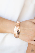 Load image into Gallery viewer, Bracelets Fond of Florals - Rose Gold