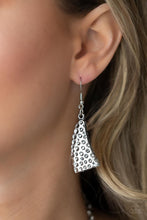 Load image into Gallery viewer, Necklace Moonwalk Magic - Silver