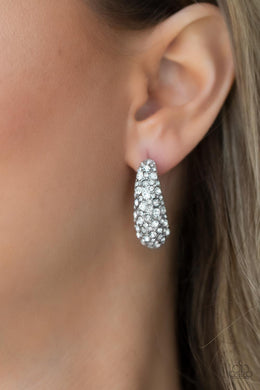 Earrings Glamorously Glimmering - White E248