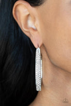 Load image into Gallery viewer, Earrings Bossy and Glossy - White E2008