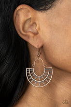 Load image into Gallery viewer, Earrings Solar Surge - Copper E402
