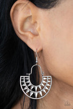 Load image into Gallery viewer, Earrings Solar Surge - Silver E402