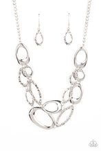 Load image into Gallery viewer, Necklaces Game OVAL - Silver N2247
