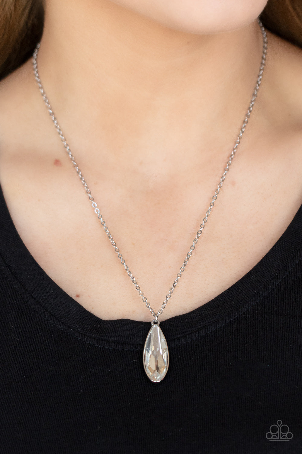 Necklaces Prismatically Polished - White