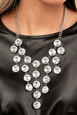 Necklace Spotlight Stunner Blockbuster