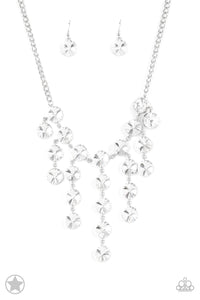 Necklace Spotlight Stunner Blockbuster