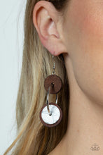 Load image into Gallery viewer, Earrings Artisanal Aesthetic - White E2230