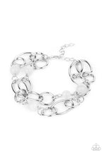 Load image into Gallery viewer, Bracelet DELIGHTFULLY DAYDREAMY - WHITE B233