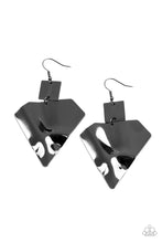 Load image into Gallery viewer, Earrings Deceivingly Deco - Black E397