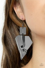 Load image into Gallery viewer, Earrings Deceivingly Deco - Black E397