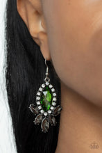 Load image into Gallery viewer, Earrings Serving Up Sparkle - Green E2389