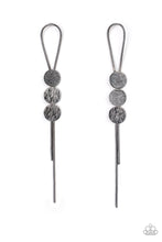 Load image into Gallery viewer, Earrings Bolo Beam - Black E2205