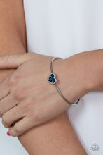 Load image into Gallery viewer, Bracelets Heart of Ice - Blue