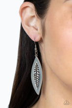 Load image into Gallery viewer, Earrings Leather Lagoon - Silver E036