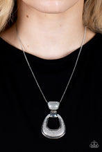 Load image into Gallery viewer, Necklaces Park Avenue Attitude - Silver N055