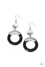 Load image into Gallery viewer, Earrings ENTRADA at Your Own Risk - Black E401