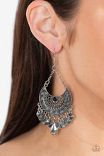 Load image into Gallery viewer, Earrings Lunar Allure - Black E445