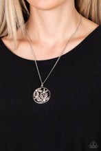 Load image into Gallery viewer, Necklaces Glade Glamour - Multi