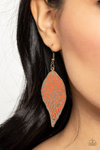 Load image into Gallery viewer, Earrings Leafy Luxury - Orange E2392