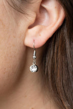 Load image into Gallery viewer, Necklace Twinkly Treasury - White